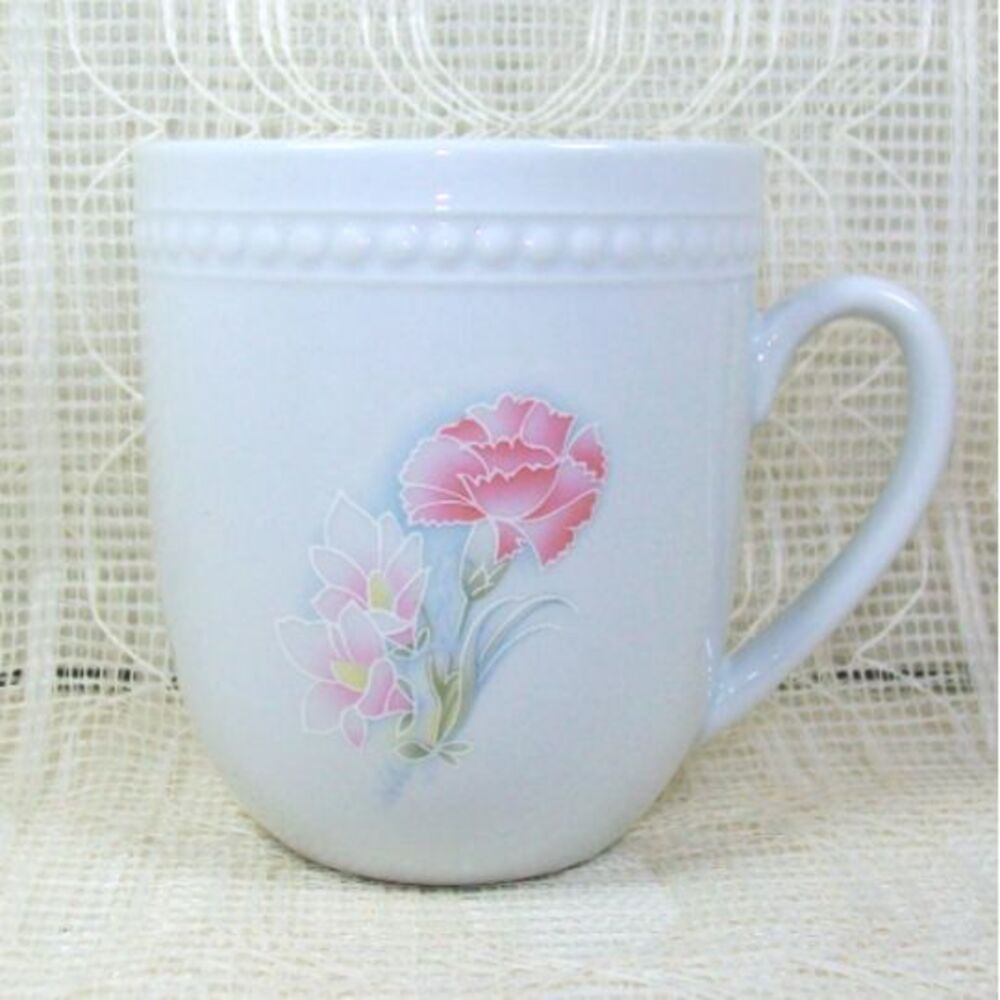 Ceramic Coffee Mug White 12 Ounces Pink Floral Design Inspirational Dreams